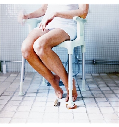 Chaise de douche réglable en hauteur Etac Swift
