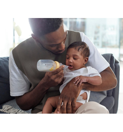 Biberon tasse SoftCup Medela pour l'allaitement bébé