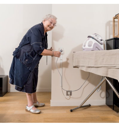 Rehausseur de prise électrique Star Plug personne âgée