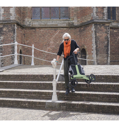 Déambulateur 4 roues ultra-léger en carbone Rollz Air