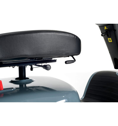 Scooter 4 roues électrique handicapé PMR Kuarz Vermeiren avec siège réglable et pivotant