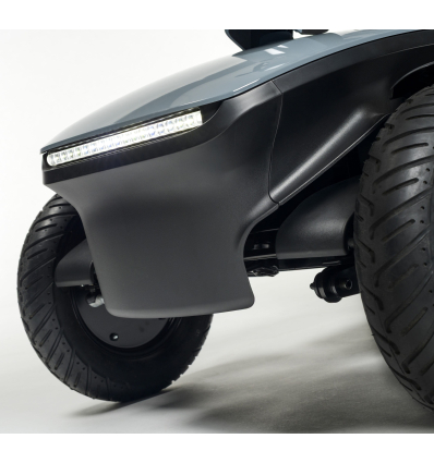 Scooter 4 roues électrique handicapé PMR Kuarz Vermeiren avec éclairage LED à l'avant