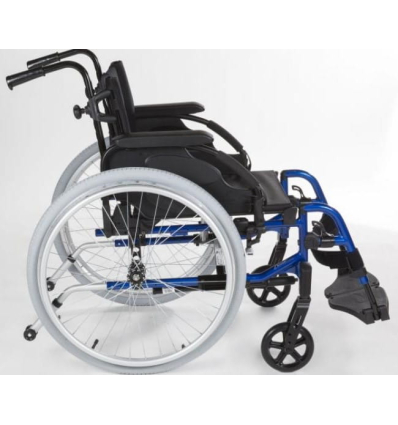 Fauteuil roulant manuel pliable avec dossier inclinable Action 3 NG S Invacare