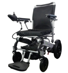 Fauteuil roulant électrique pliant léger Motorlight