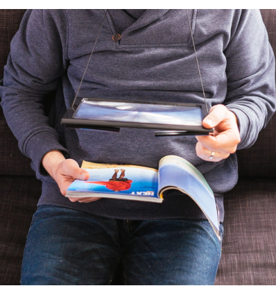Loupe de lecture pleine page lumineuse sur pieds