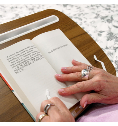 Coussin avec support de lecture ergonomique inclinable pour livre, tablette et ordinateur