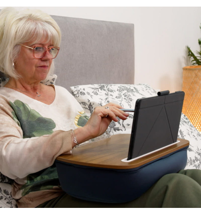 Coussin avec support de lecture ergonomique inclinable pour livre, tablette et ordinateur