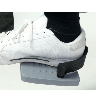 Repose-pieds du fauteuil de douche percé inclinable à roulettes Aston Tilt Pro