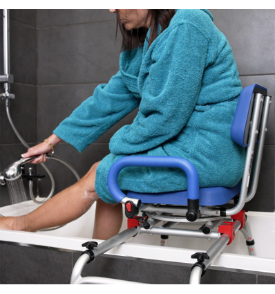 Fauteuil d'accès au bain SOFT avec assise pivotante